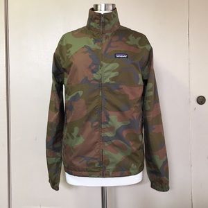 Patagonia / Camo wind beaker / Men’s XS